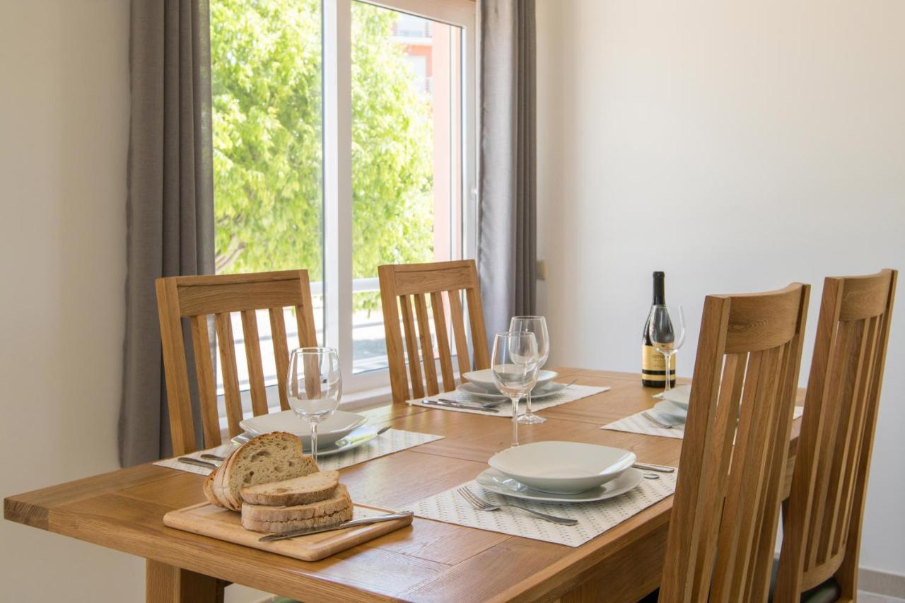 Modern 2 Bed Appartement *
